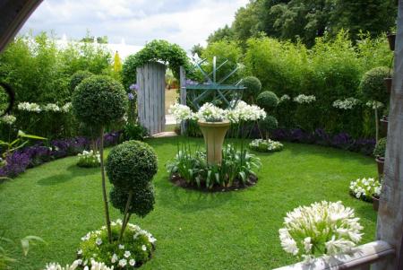 RHS Hampton Court 2008 - The Croft Spot Secret Garden